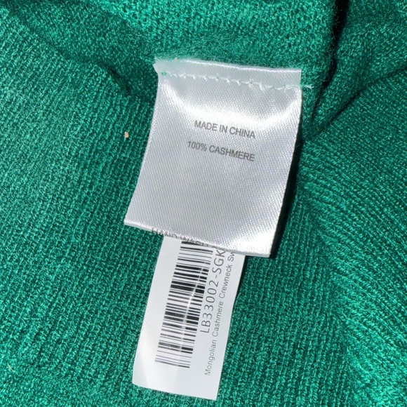 Quince Women’s Emerald Crewneck Cashmere Sweater - Picture 9 of 9